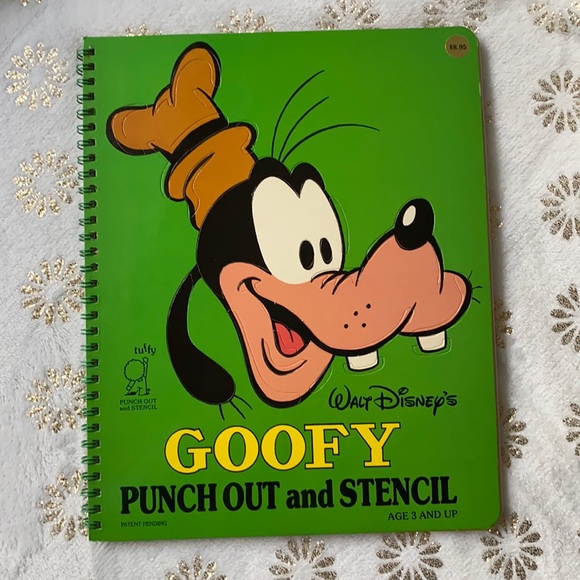 Walt Disney’s Goofy Punch Out and Stencil